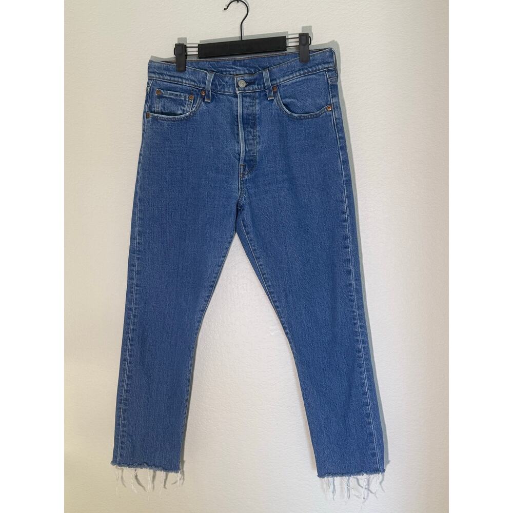 Levi’s 501 Button Fly Cropped Raw Hem Jeans Women’s Straight Leg Cotton￼size 29